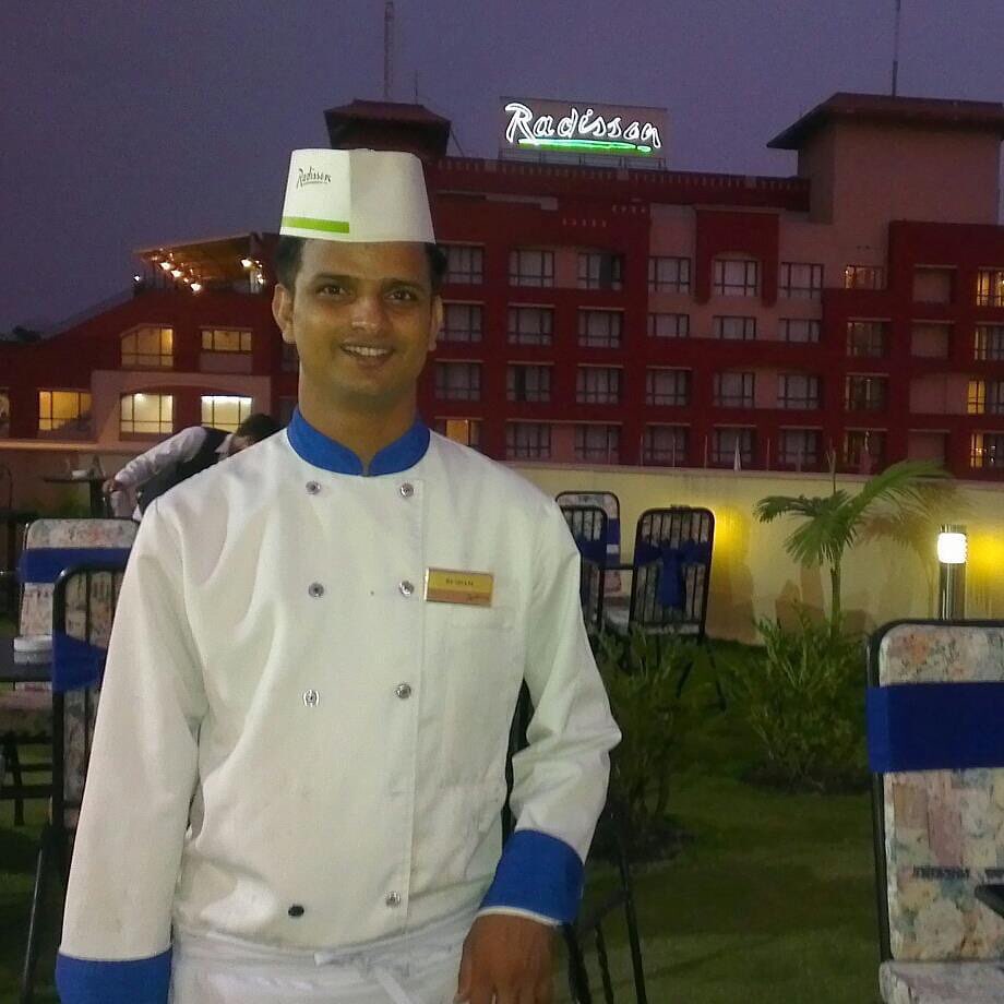スタッフ Resham Lal Bhusal